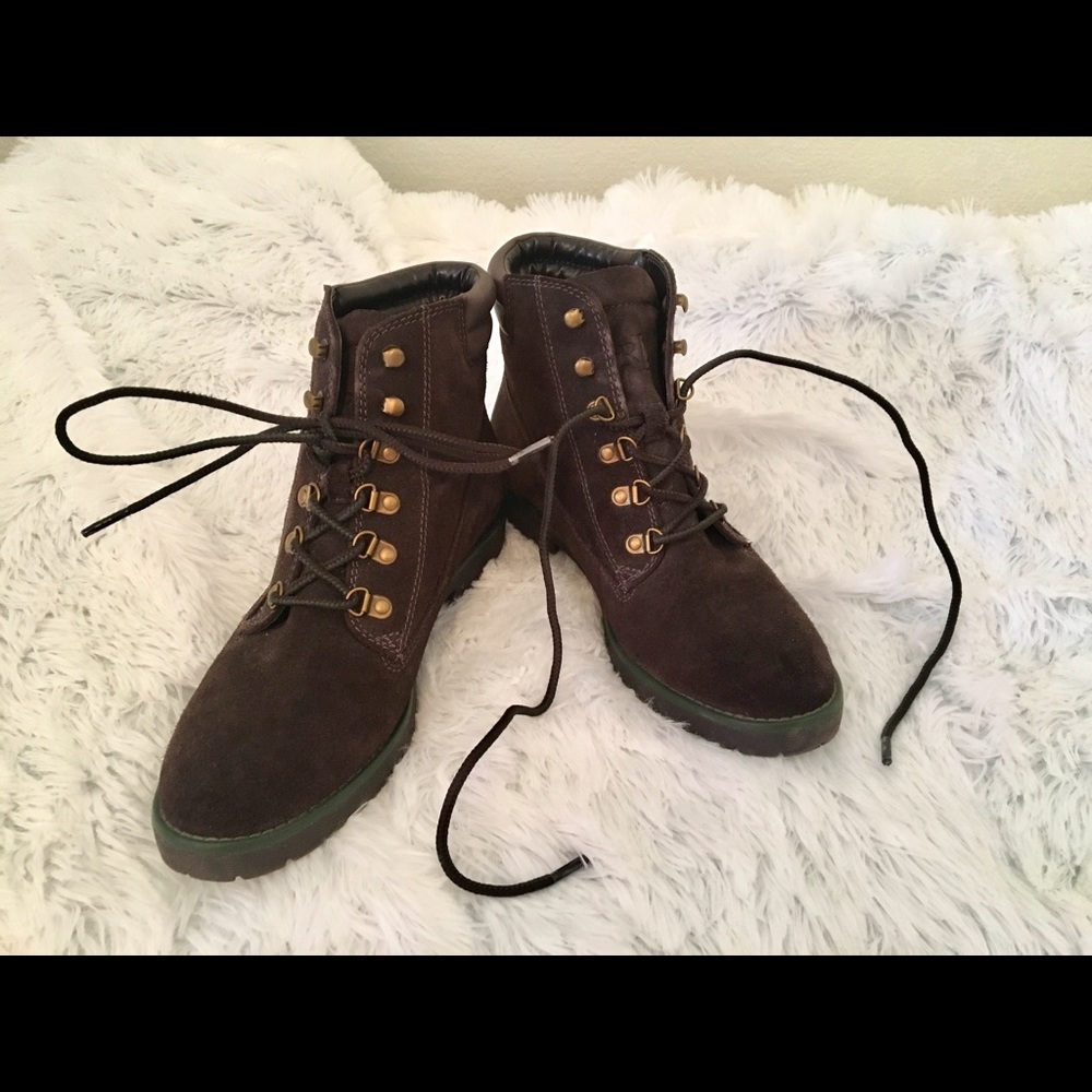 Ralph Lauren lace up brown leather boots